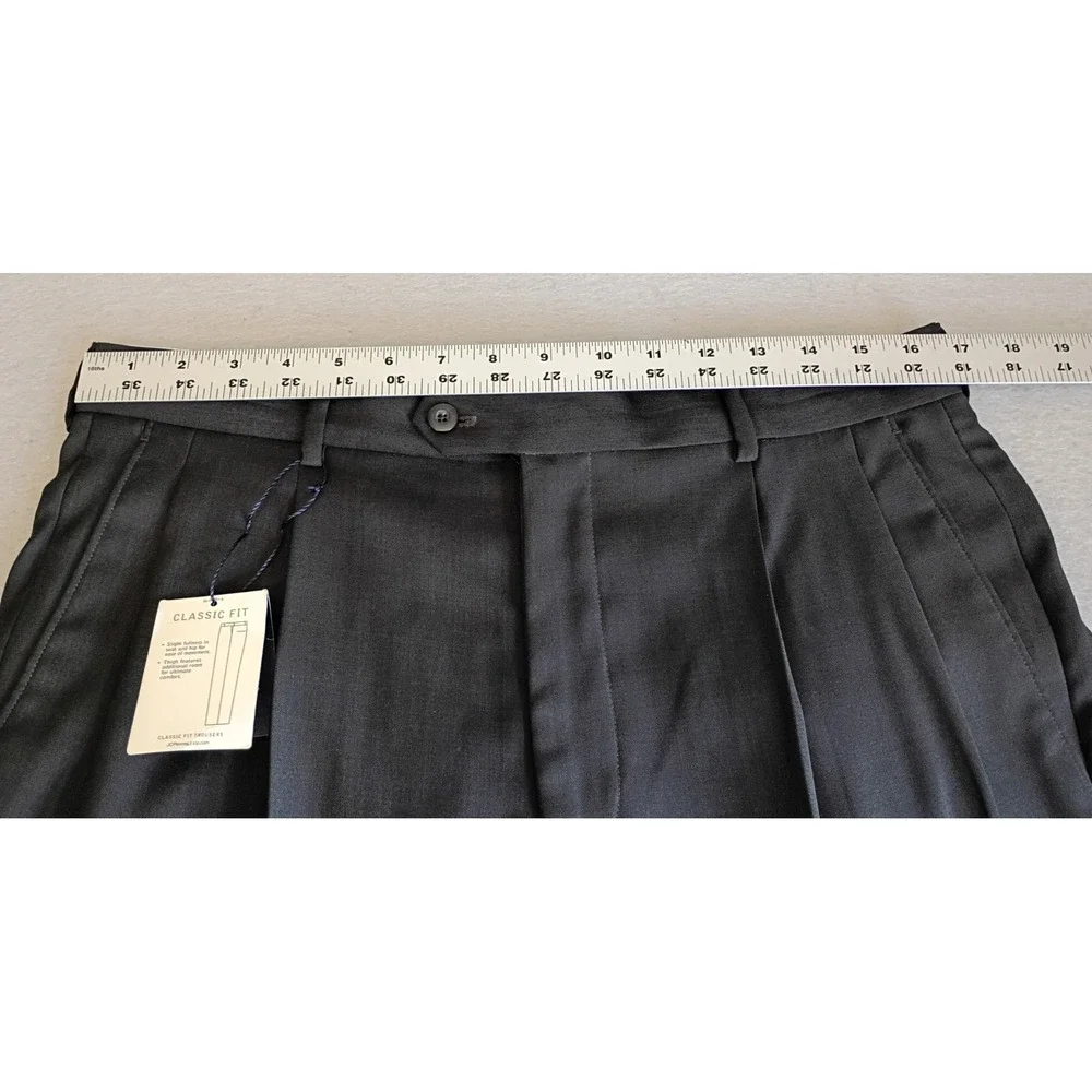 NWT Stafford Essentials Men's Classic Fit Pleated Cuffed Pants Charcoal 34